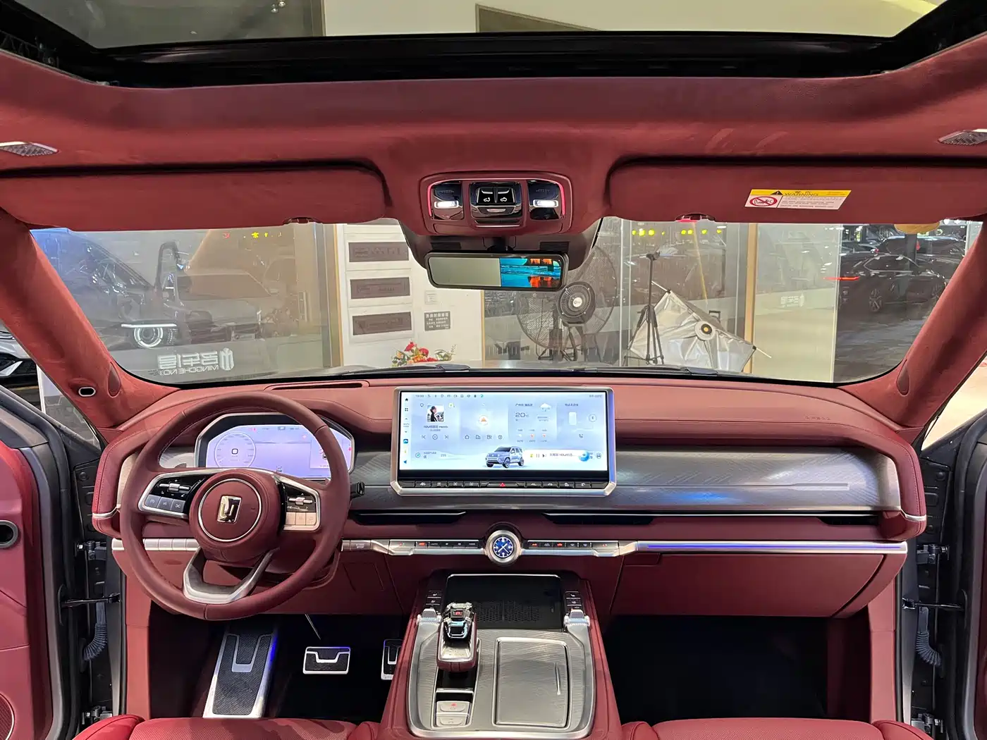 TANK TANK 700 NEW ENERGY