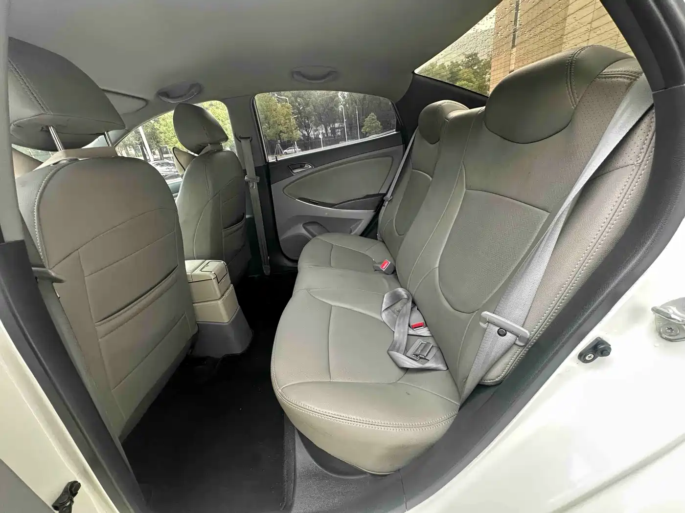Hyundai Verna 2016 1.4L Automatic Smart GLS фото 13
