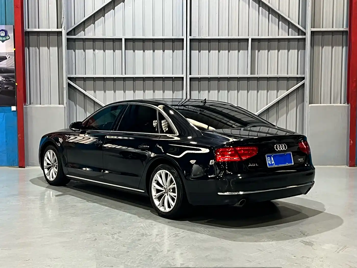Audi A8 2012 A8L 50 TFSI quattro Premium фото 9
