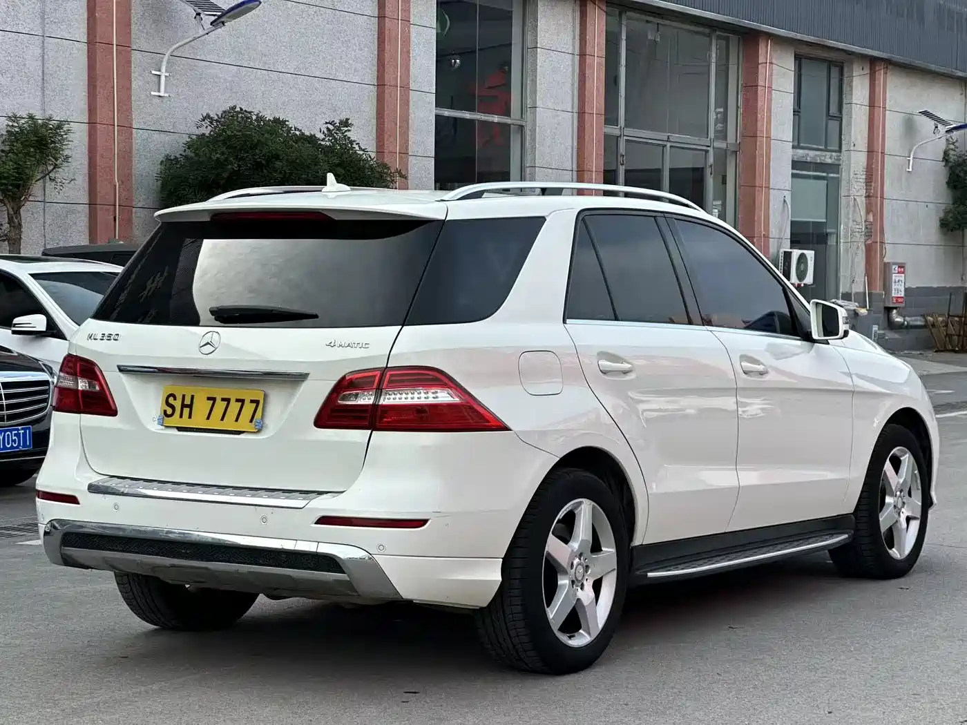 Mercedes-Benz M-Class 2012 Model ML 350 Luxury фото 5