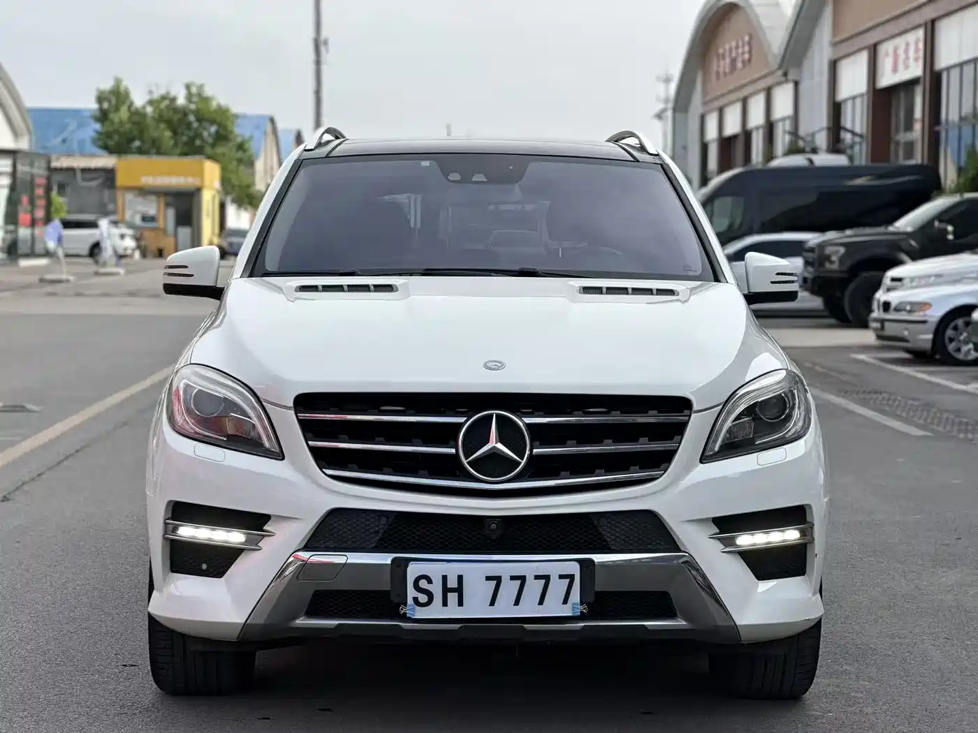 Mercedes-Benz M-Class 2012 Model ML 350 Luxury фото 2