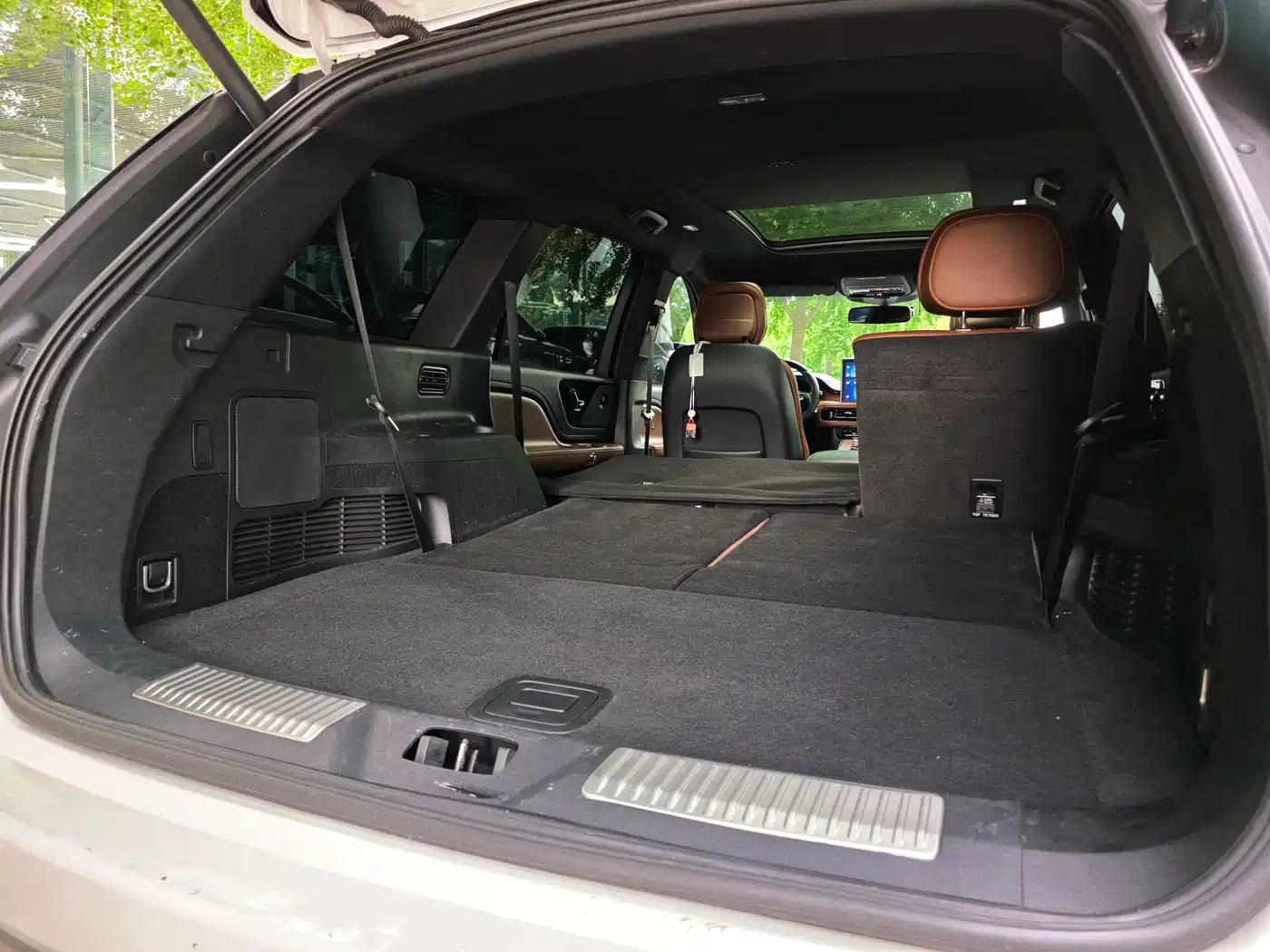 صورة 22 - Lincoln Aviator