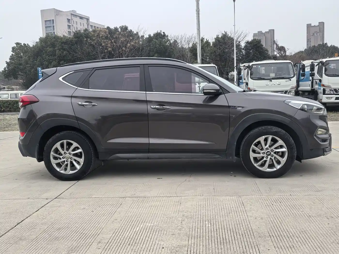 Hyundai Tucson 2015 1.6T Dual Clutch 2WD Smart фото 2