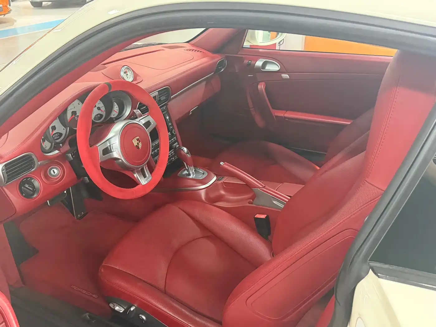 Porsche 911 2010 Turbo 3.8T фото 2