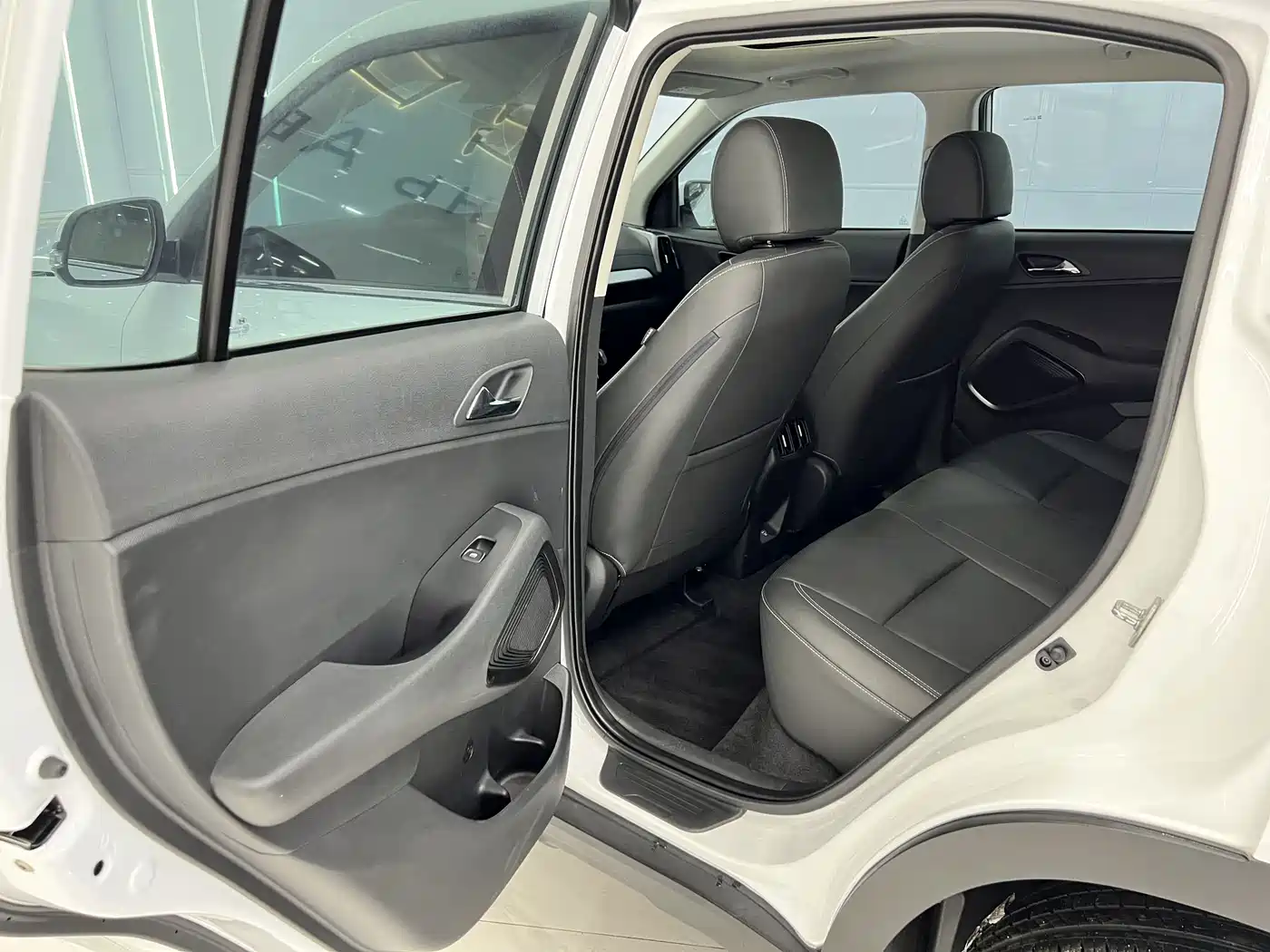 Hyundai Beijing Hyundai ix35 2021 240TGDi DCT 2WD GLS Leading Edition фото 13