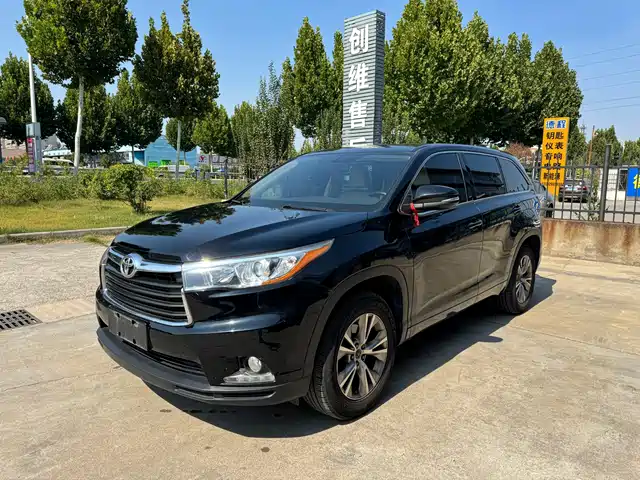 Toyota Highlander 2017 2.0T 4WD Elite 7-Seater — фото 1