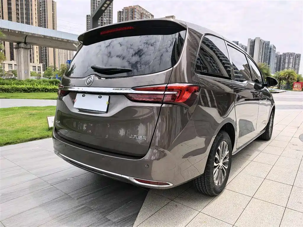 BUICK GL8