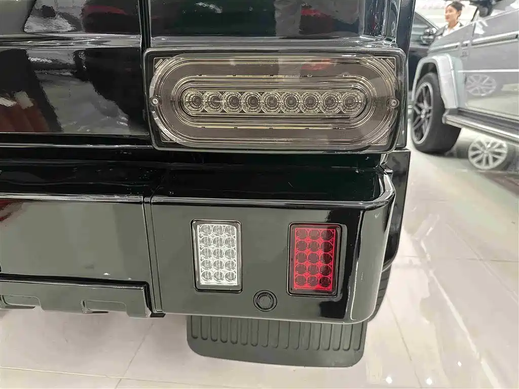 Mercedes-Benz G-Class 2017 Model G 350 d фото 12