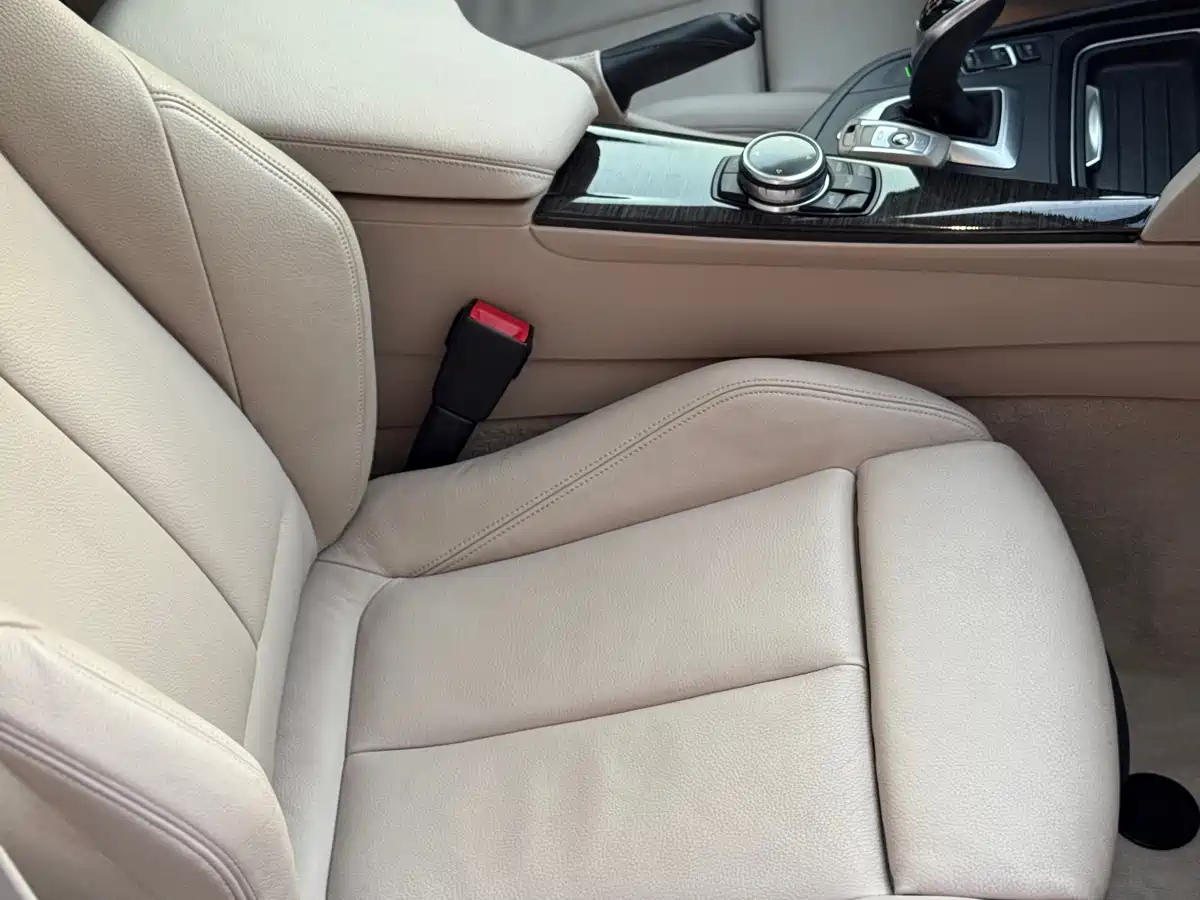 BMW 3 Series GT 2013 335i Trend Design Package фото 13
