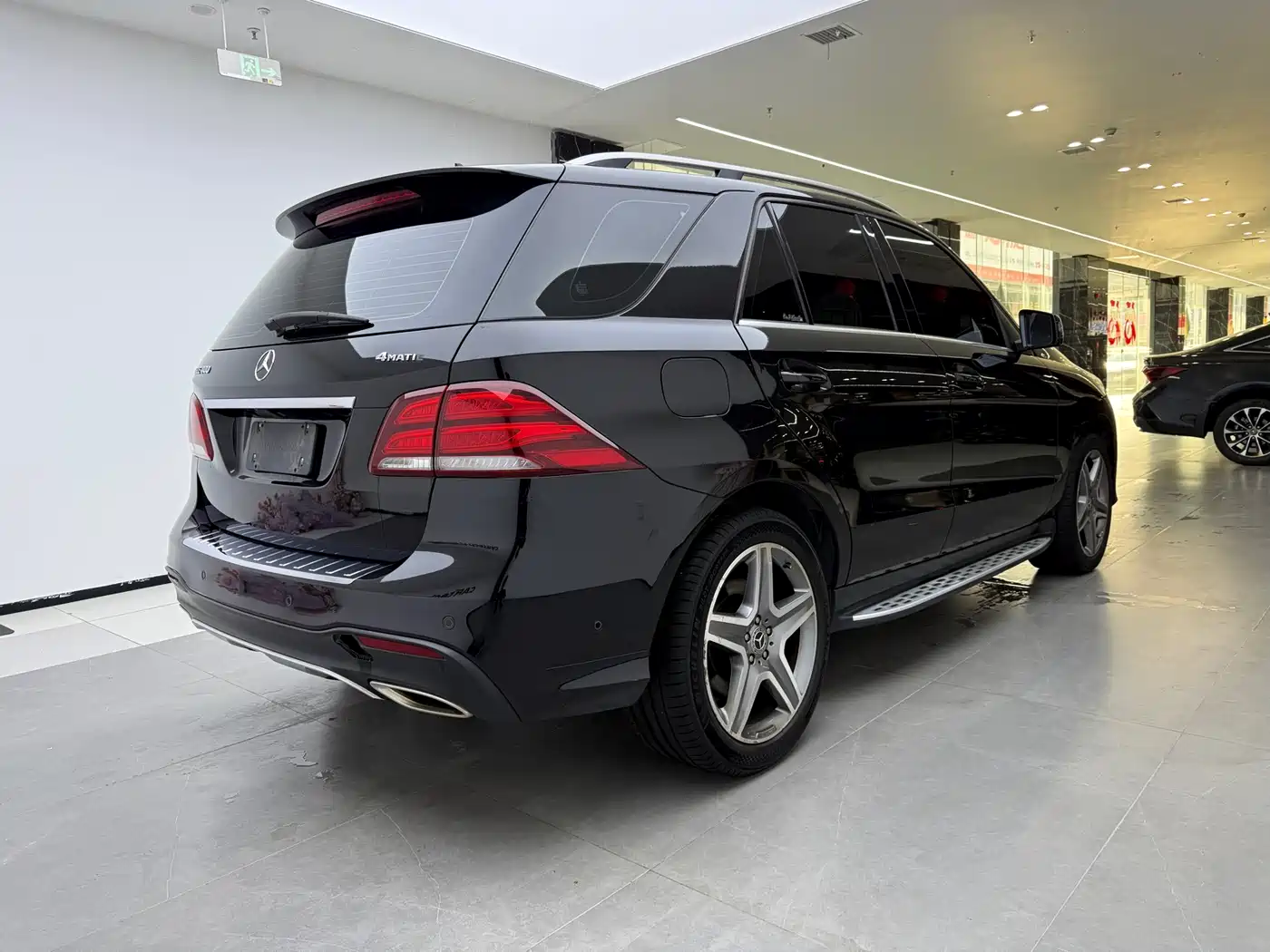 Mercedes-Benz GLE 2016 GLE 400 4MATIC фото 3
