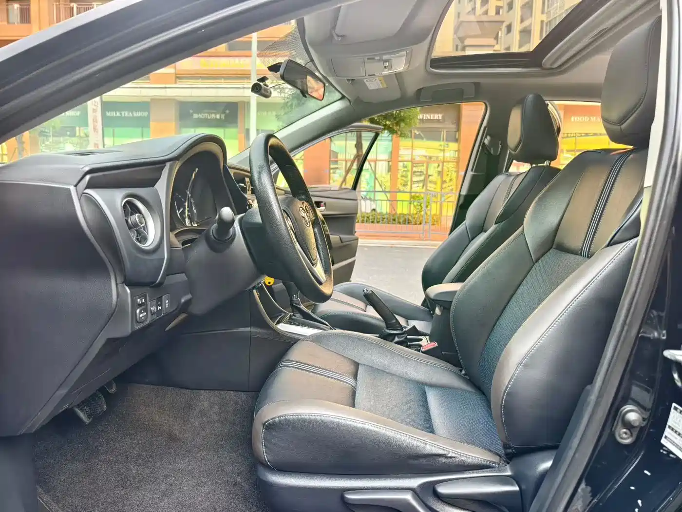 Toyota Levin 2018 185T CVT Premium Edition China V фото 4