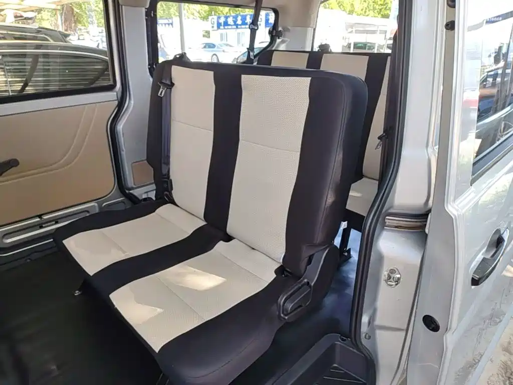 Changan Kuayue Kuayuexing V3 2024 2023 1.3L Gasoline Standard 7-seater Passenger Van