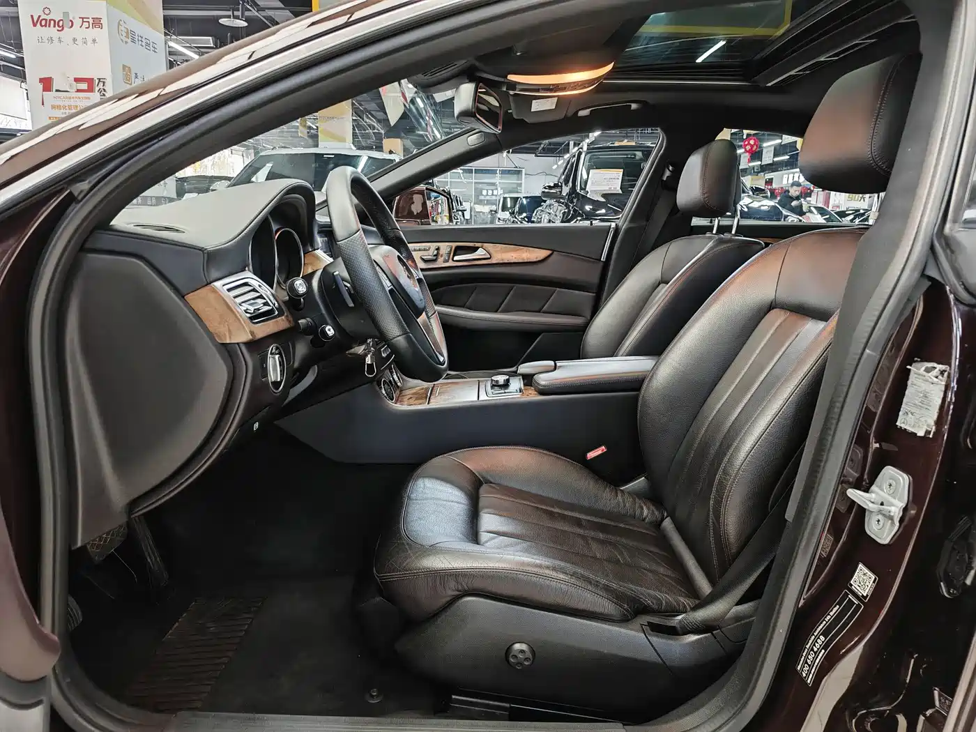 Mercedes-Benz CLS 2012 CLS 300 CGI фото 4