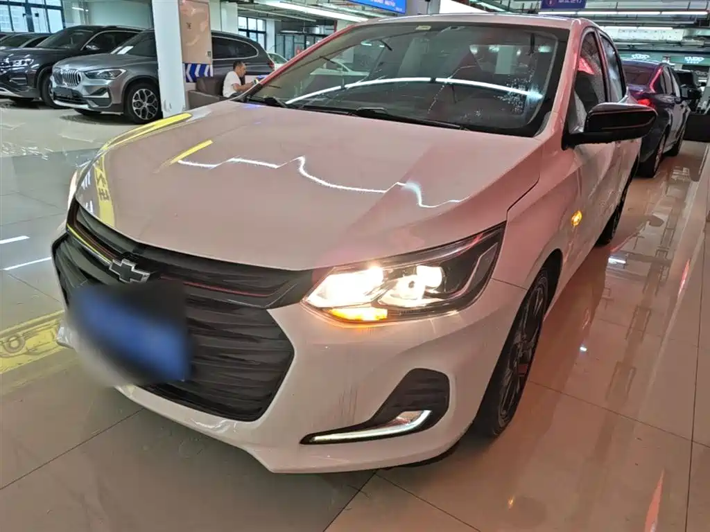 Chevrolet Cavalier 2020 Redline 325T Auto Shining Edition China VI