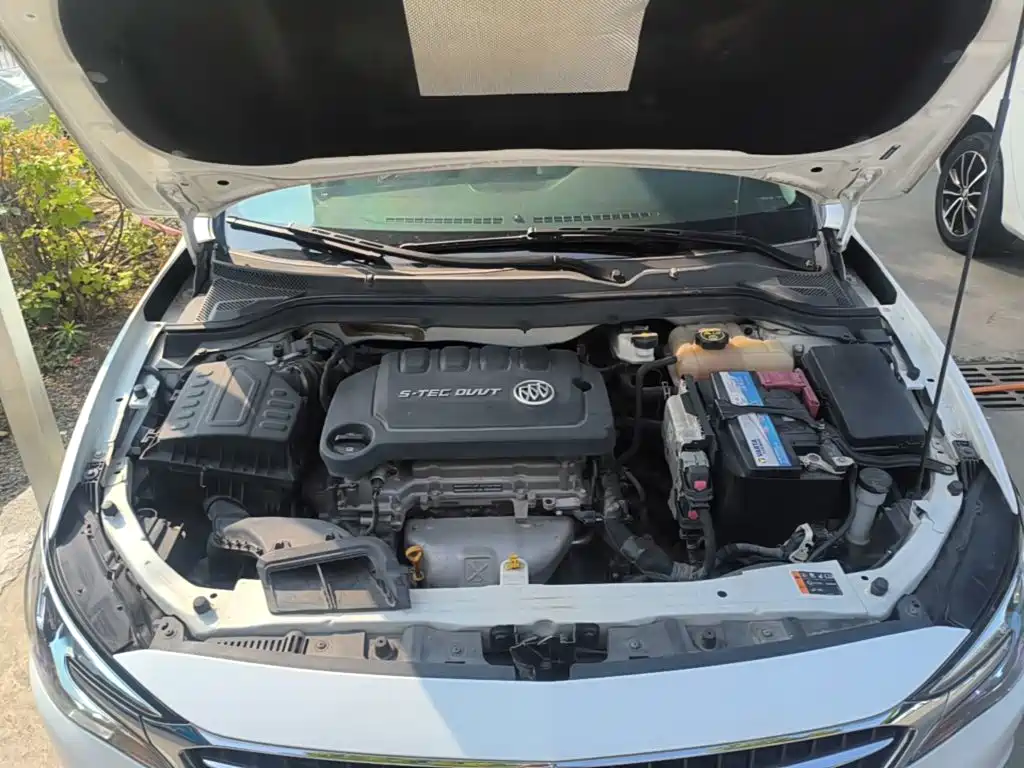 Фото 20 - Buick Excelle