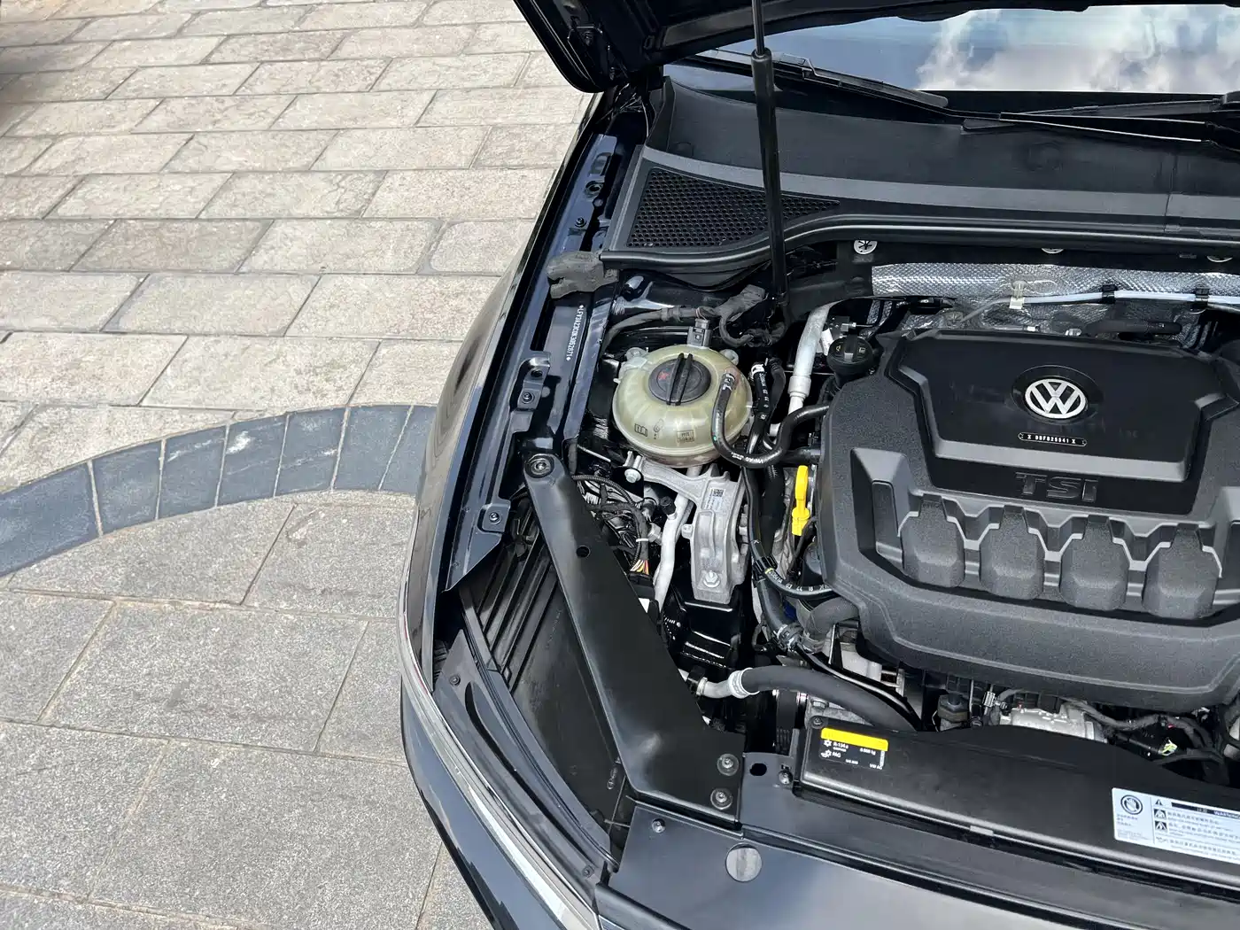 Volkswagen Magotan 2019 330TSI DSG Luxury Class China VI фото 33
