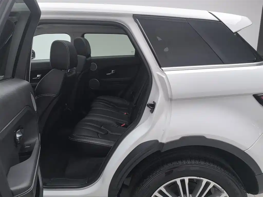 Land Rover Range Rover Evoque (Import) 2012 2.0T 5-door Premium Edition фото 15