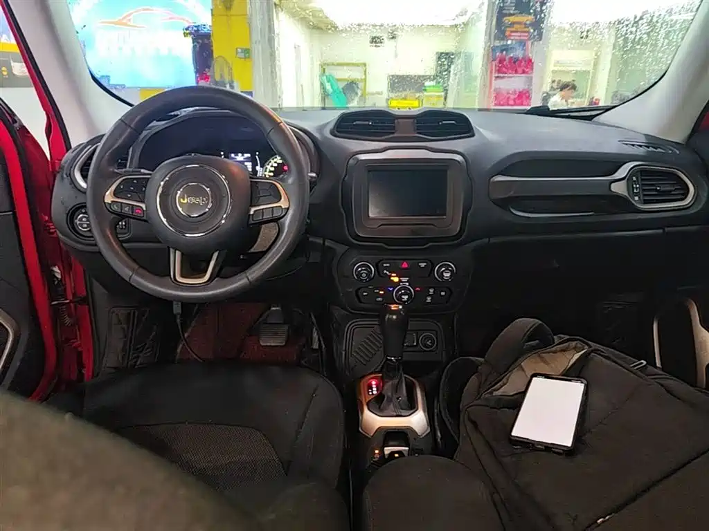 Jeep Renegade 2018 2018 Connected Large Screen Edition 180T Automatic High Energy