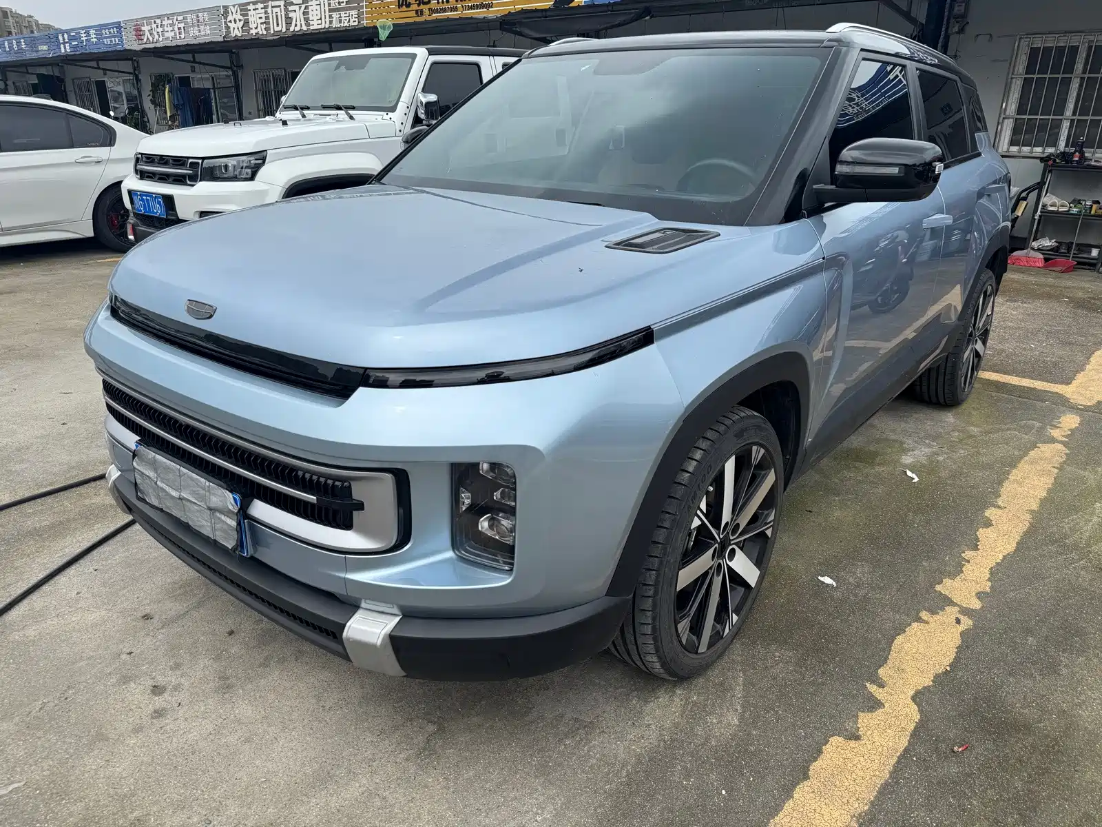 Фото 1 - Geely ICON