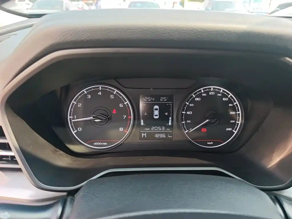 Photo 12 - Geely Emgrand X6