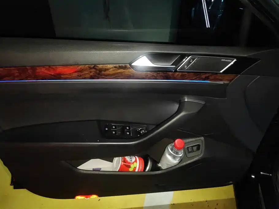 Volkswagen Magotan 2018 380TSI DSG Premium фото 7
