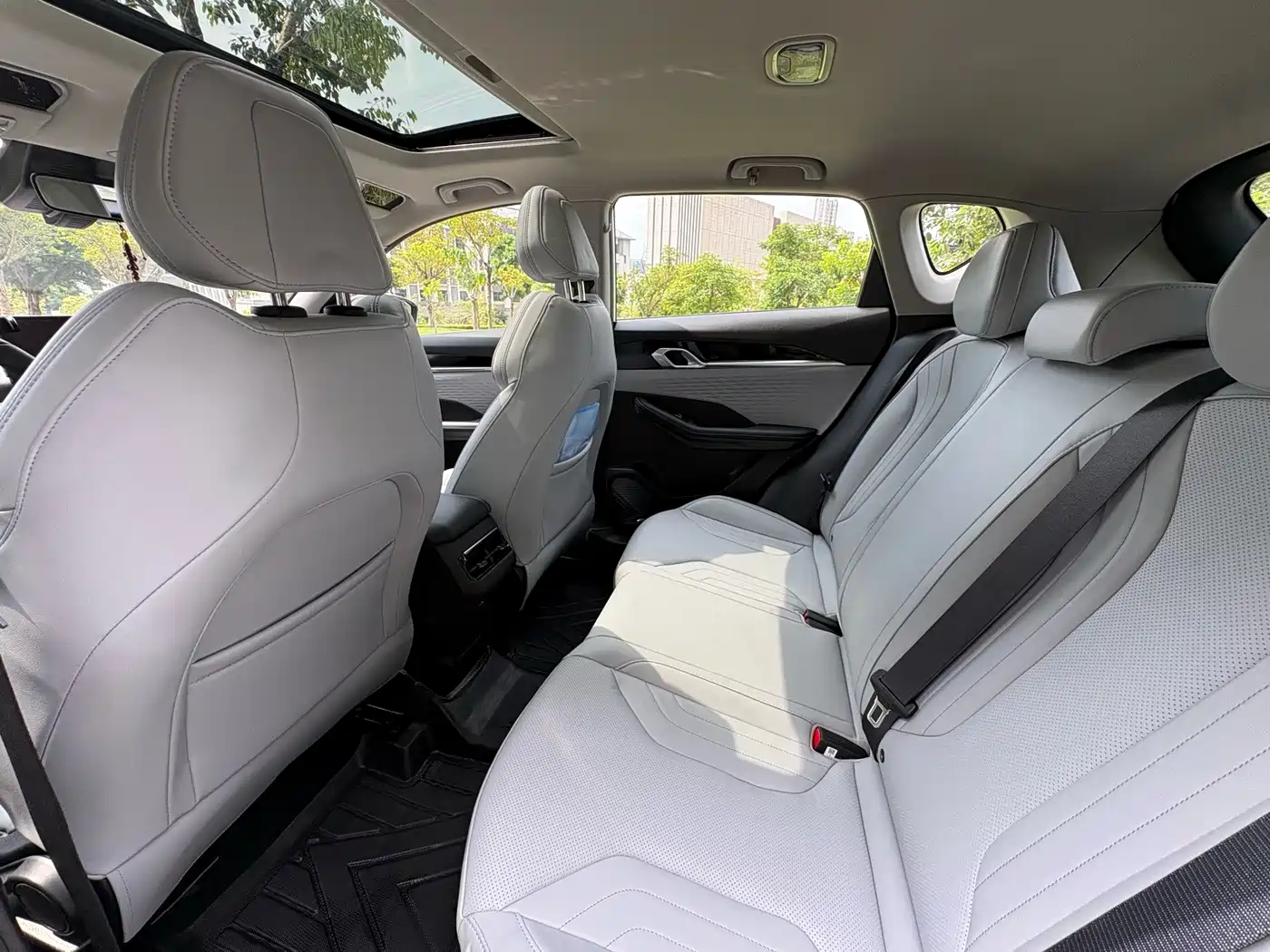 Geely Coolray 2025 2025 Bin Yue L 1.5TD DCT Starlight