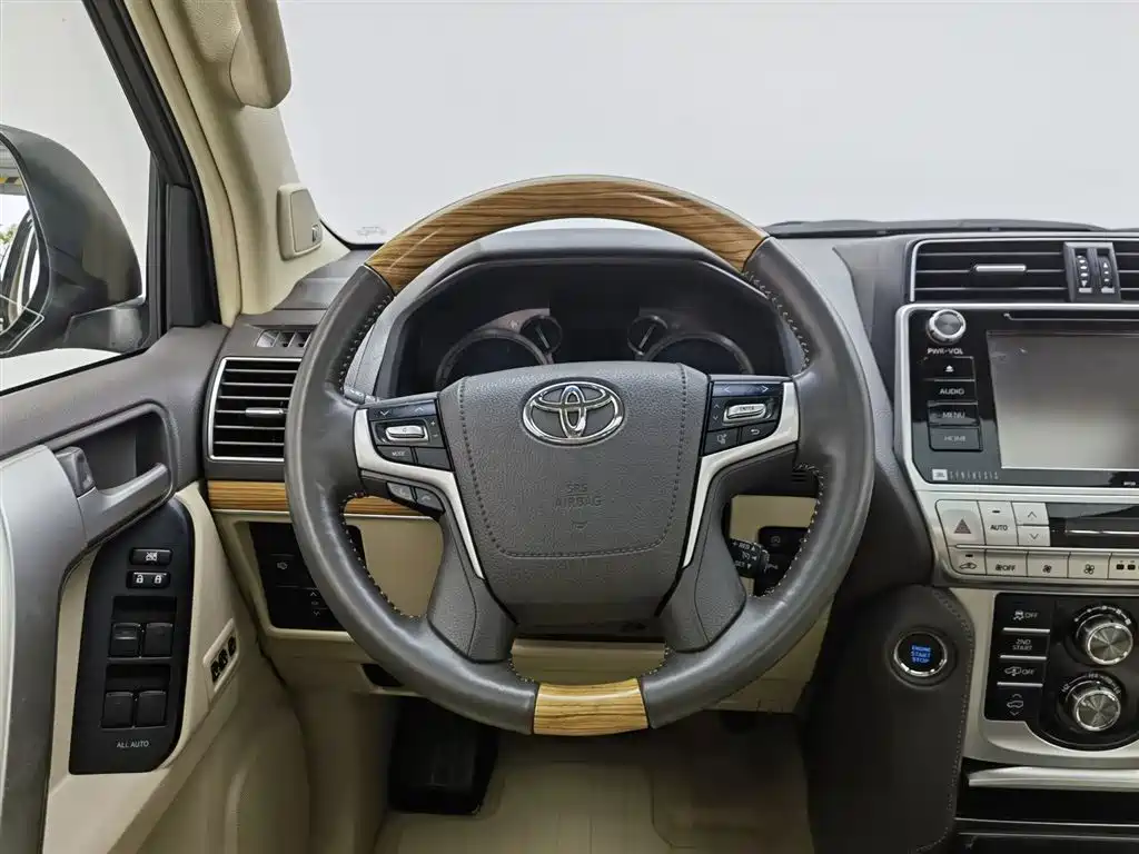 Toyota Prado 2018 3.5L Auto VX NAVI фото 11