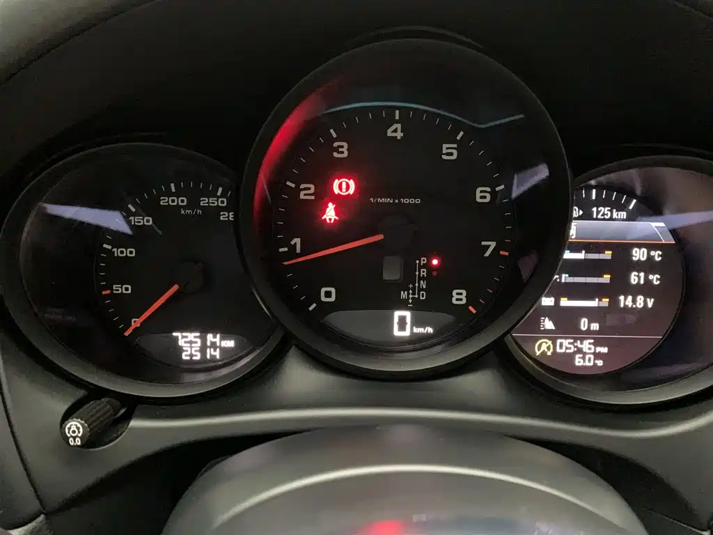 Porsche Macan 2020 Macan 2.0T фото 22