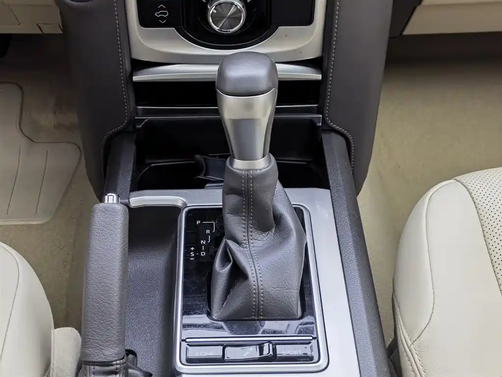 Toyota Prado 2018 3.5L Auto VX NAVI фото 13
