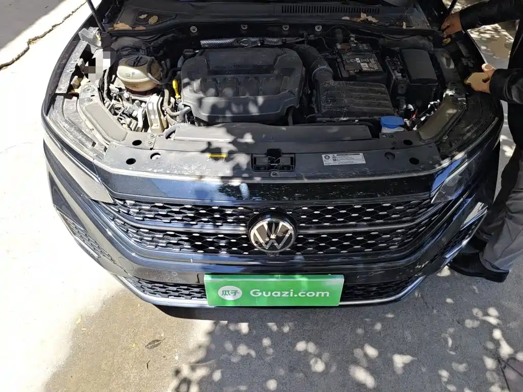 Фото 16 - Volkswagen Passat