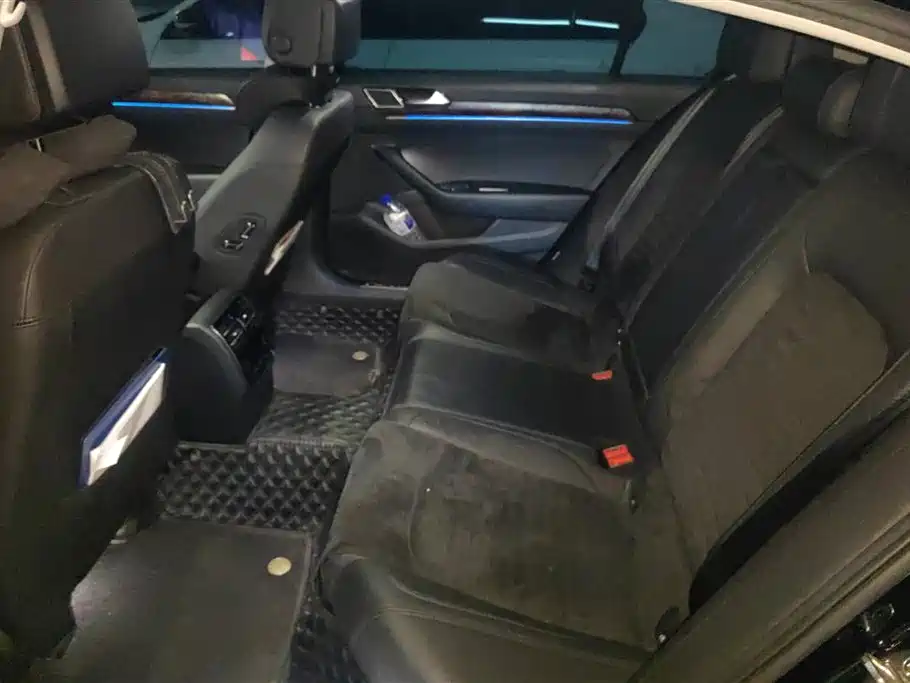 Volkswagen Magotan 2018 380TSI DSG Premium фото 11