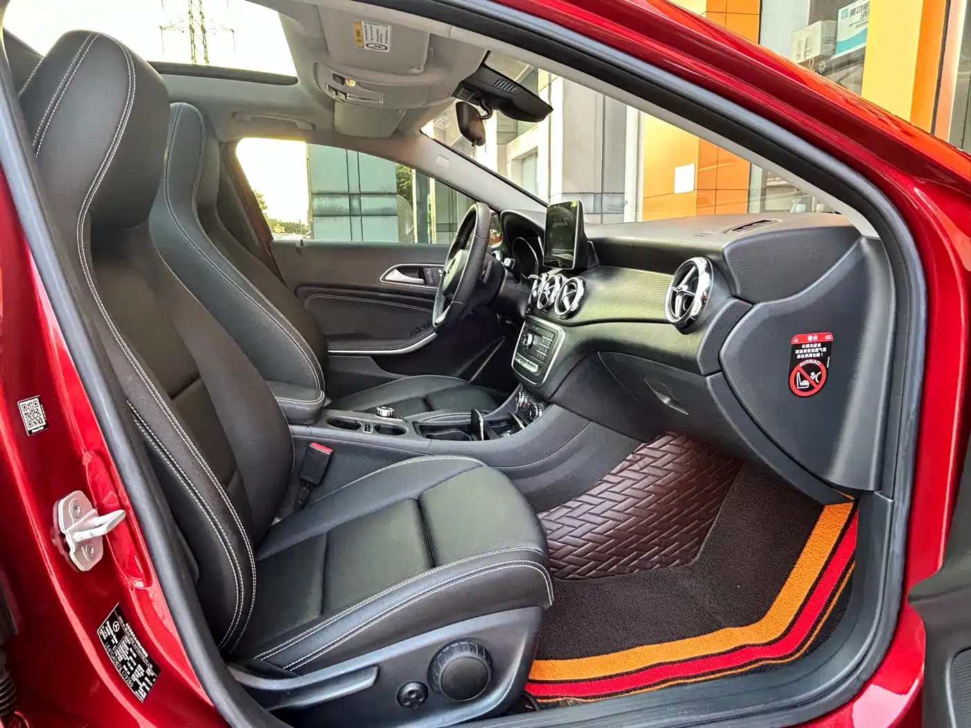 Mercedes-Benz GLA 2017 GLA 200 Dynamic фото 11