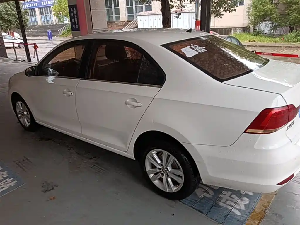 Photo 5 - Volkswagen Santana