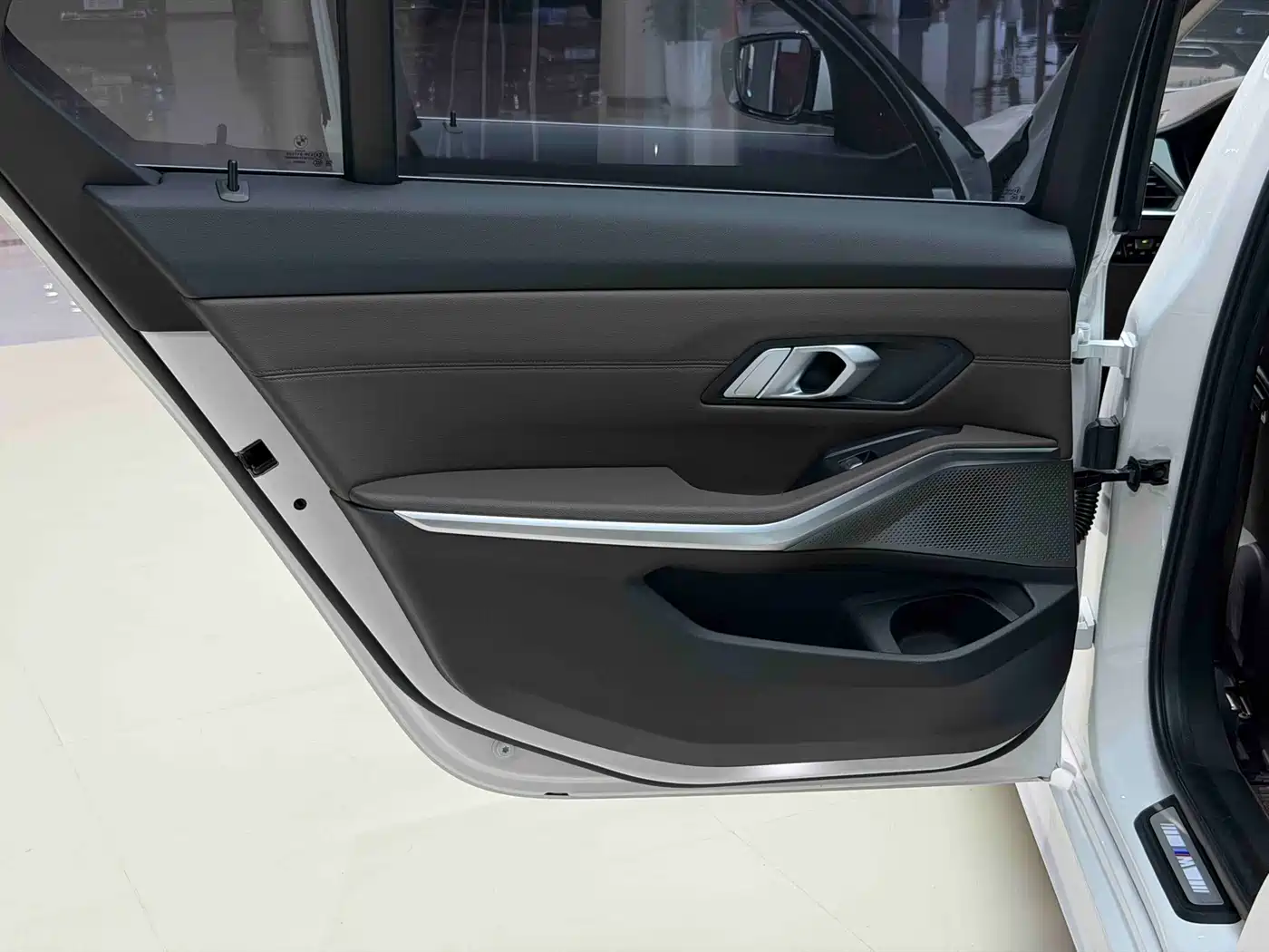 BMW 3 Series 2022 Facelift 320Li M Sport Package фото 12