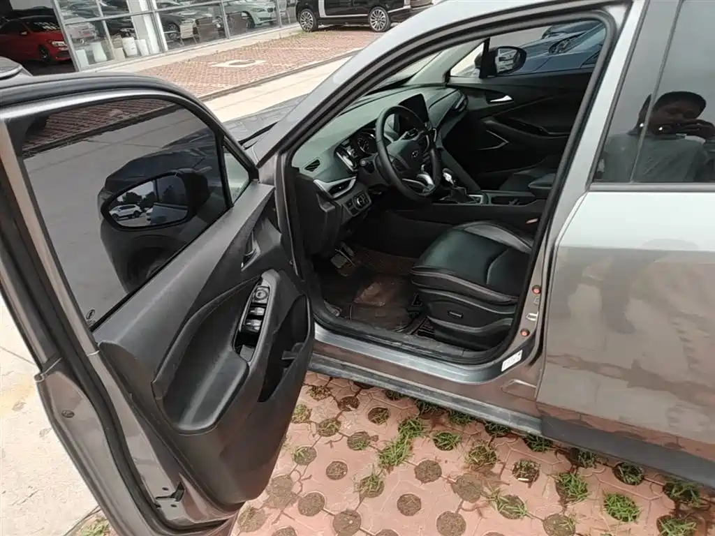 Chevrolet Volando 2019 Redline 530T Automatic Premium Enjoyment Edition (5+2 seater) China VI фото 16