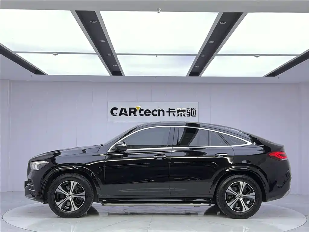 Mercedes-Benz GLE Coupe 2020 GLE 350 4MATIC Coupe SUV Fashion фото 8