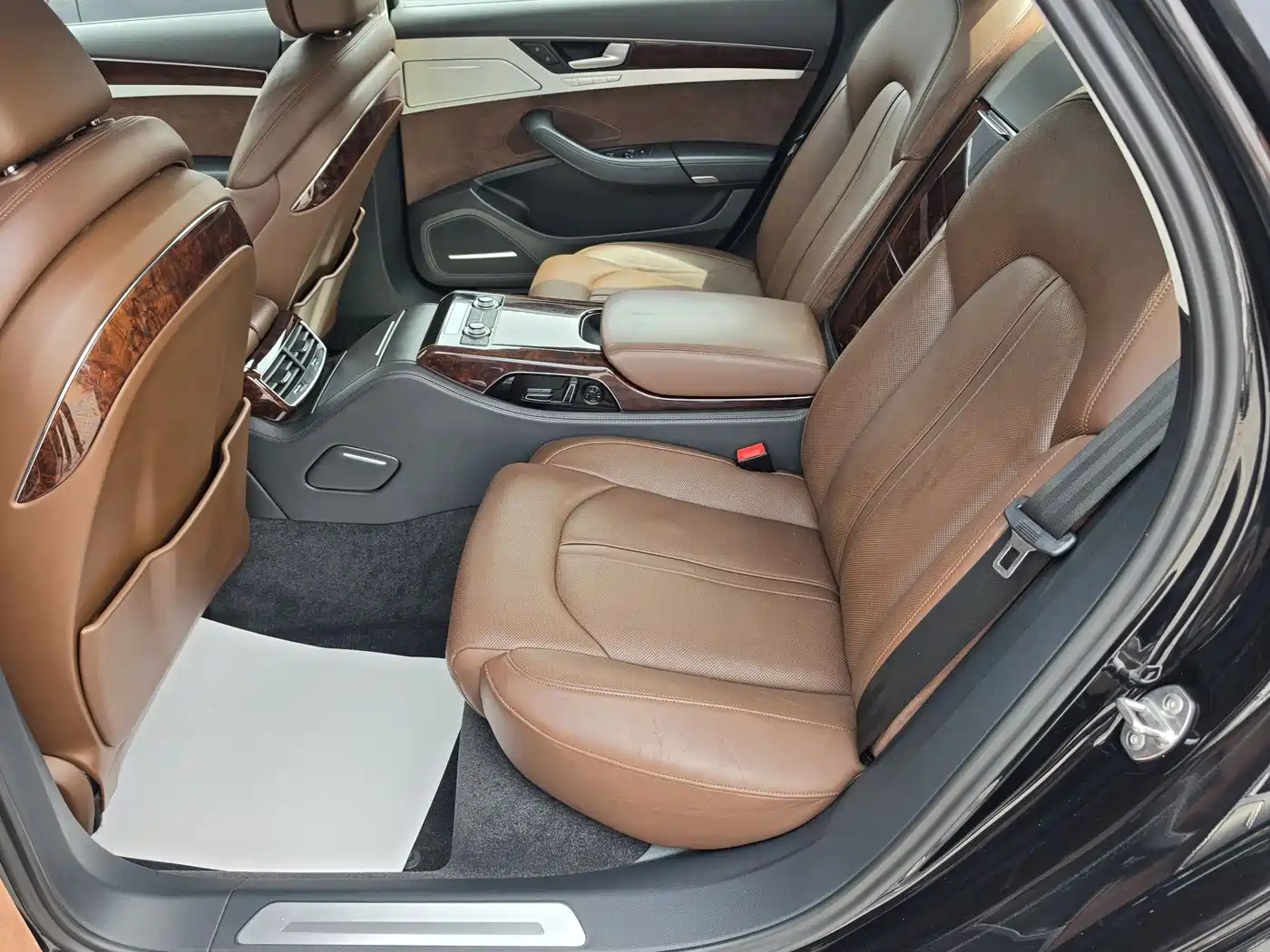 Audi A8 2013 A8L 45 TFSI quattro Luxury фото 13