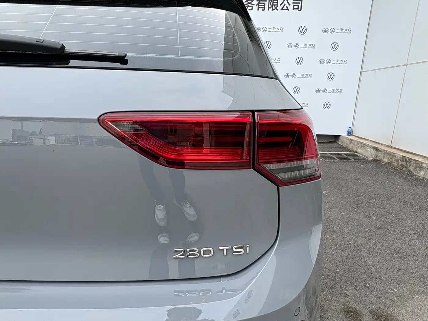 Volkswagen Golf 2023 Facelift 280TSI DSG Pro фото 12