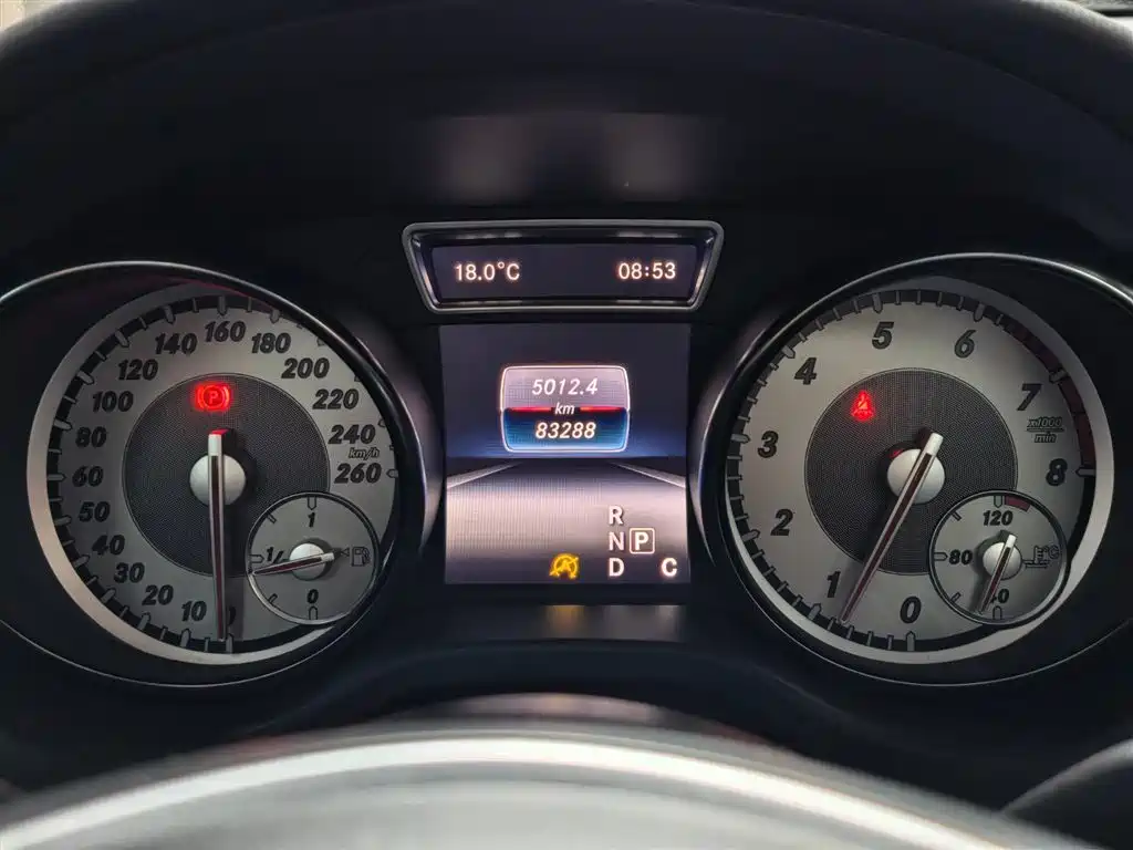 Mercedes-Benz GLA 2016 GLA 200 Dynamic фото 10