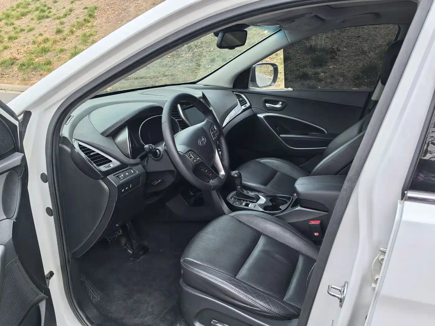 Hyundai Santa Fe 2013 Facelift 2.0T Automatic 4WD Top фото 5