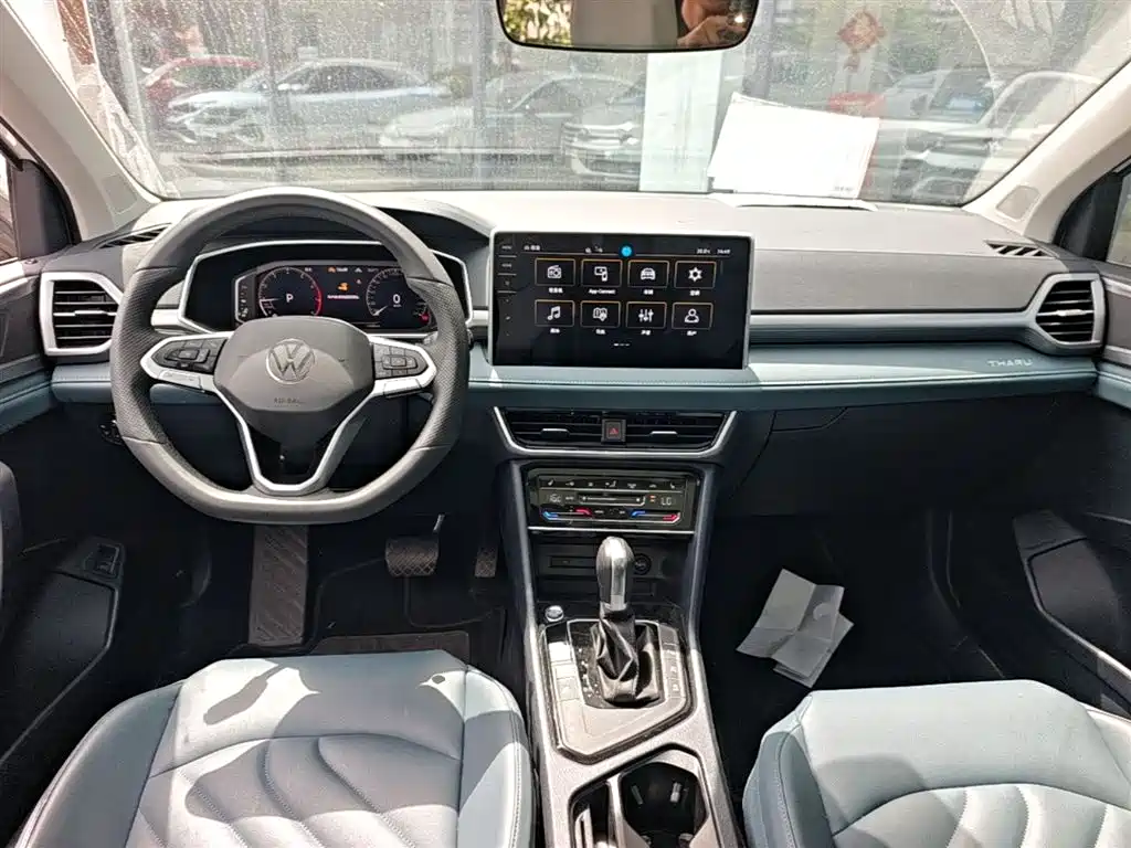 Volkswagen Tharu 2024 300TSI 2WD Moon Premium Edition фото 10