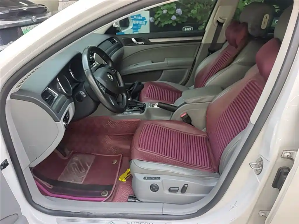 Škoda Superb 2013 1.8TSI Automatic Elegance Edition фото 15
