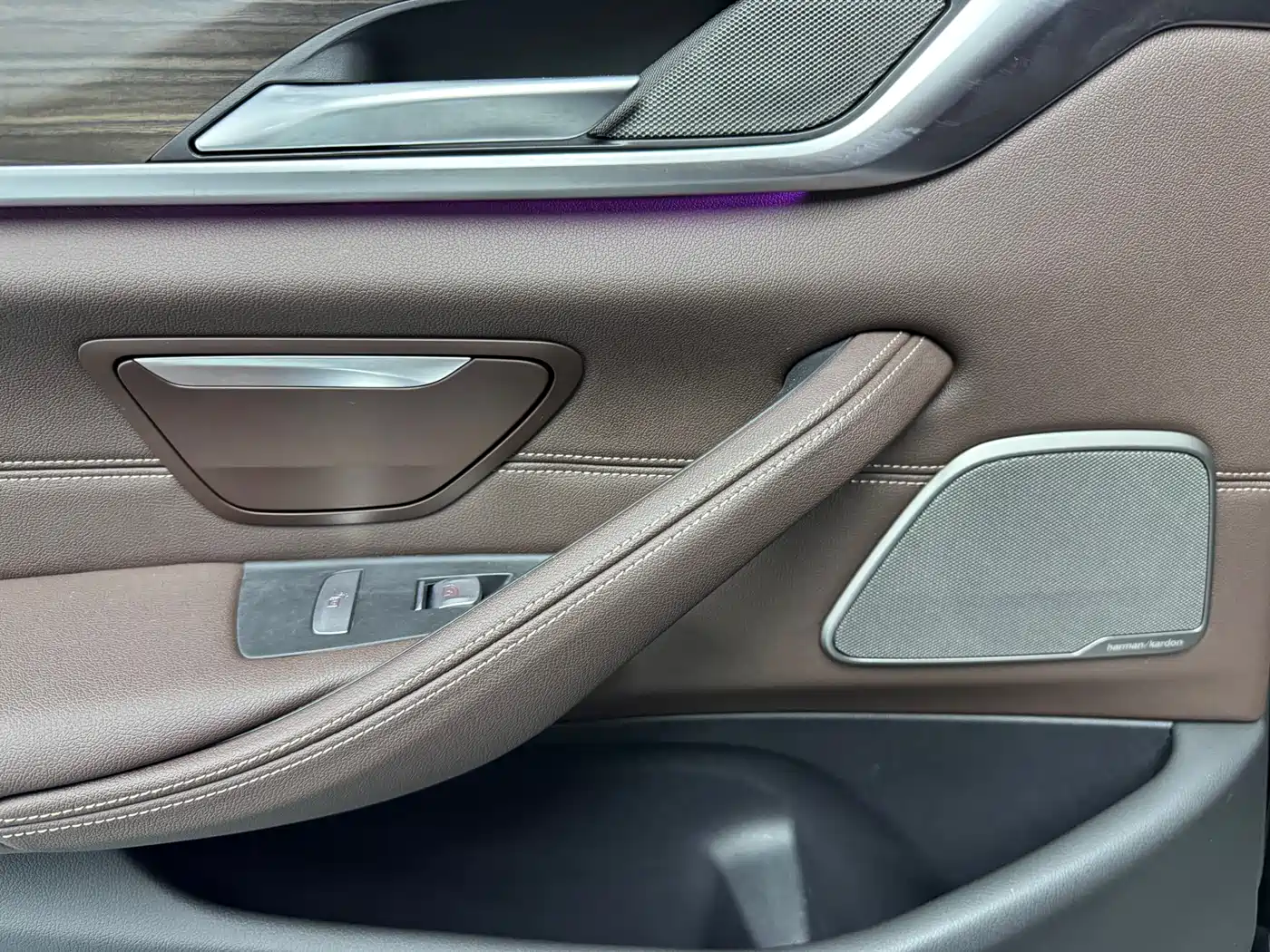 BMW 5 Series 2022 530Li Leading Luxury Package фото 14