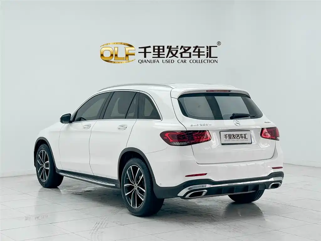MERCEDES-BENZ GLC