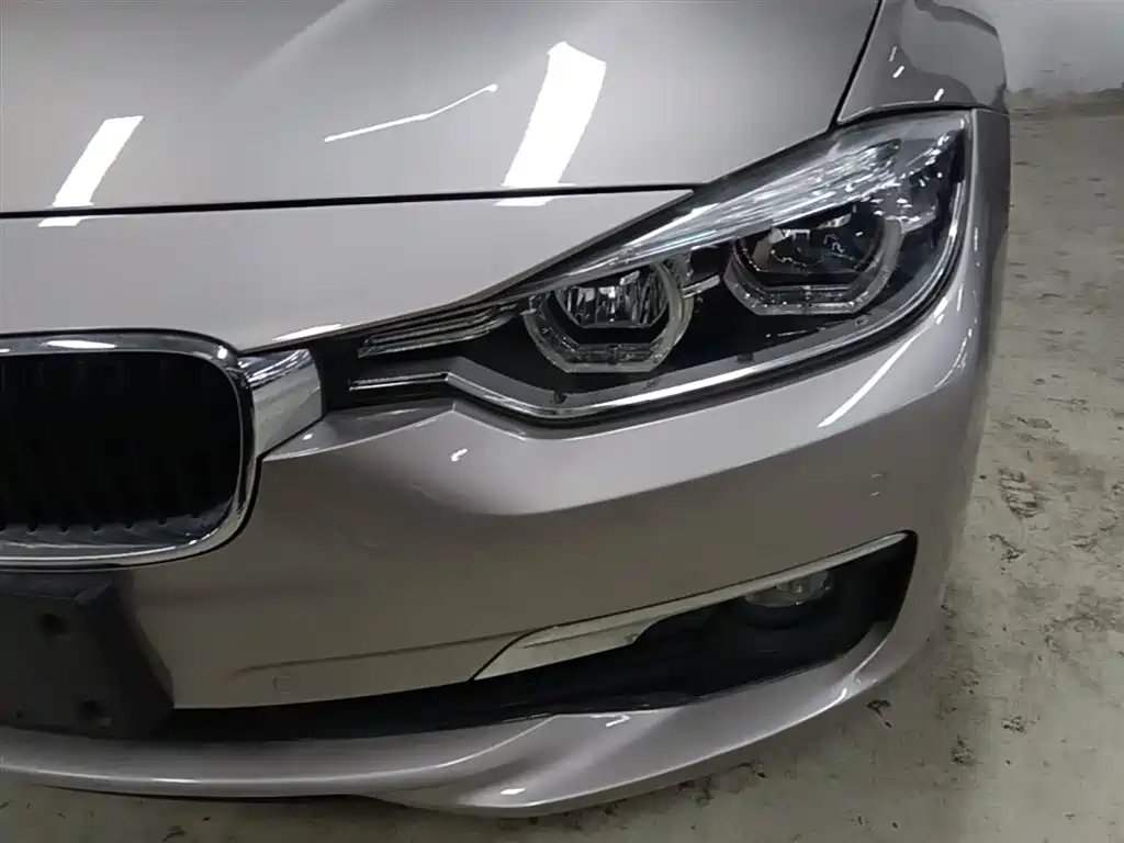 BMW 3 Series 2017 320Li Fashion фото 24
