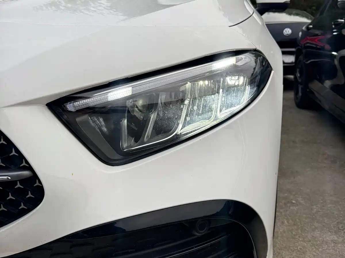Mercedes-Benz A-Class 2024 A 200 L Fashion Edition фото 10
