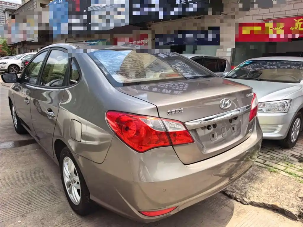Hyundai Elantra 2015 1.6L Automatic Comfort фото 5