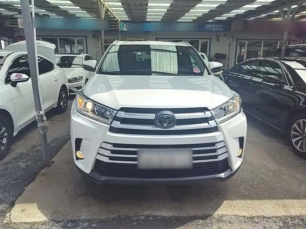 Toyota Highlander 2018 2.0T 4WD Luxury 7-seater (China V) фото 3