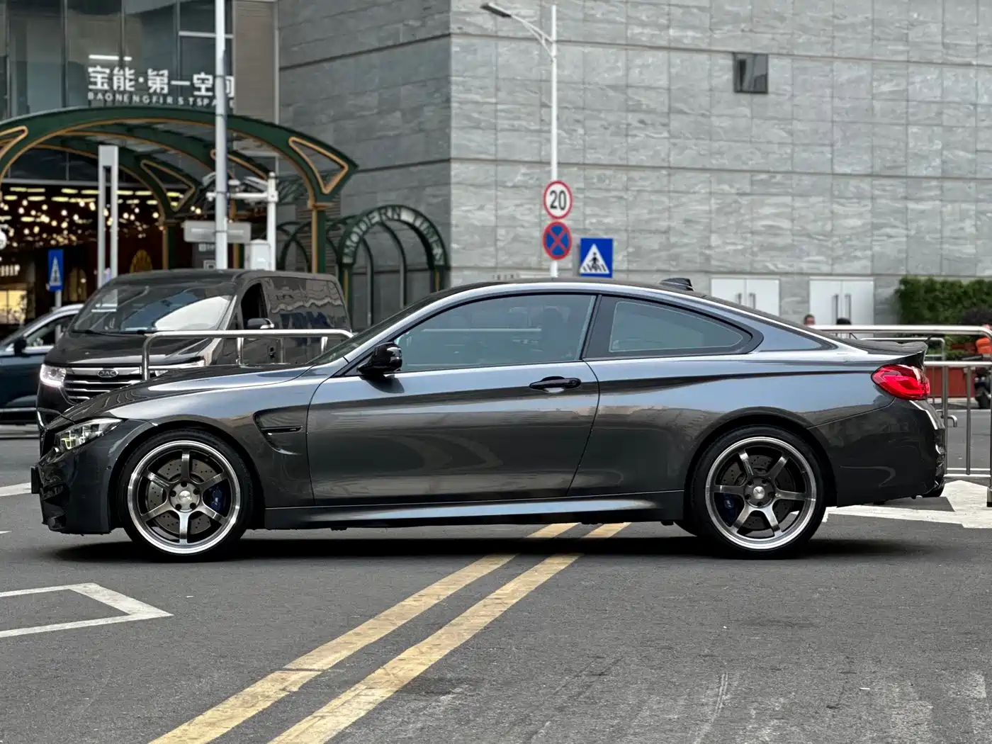 BMW M4 2019 M4 Coupe Competition фото 4
