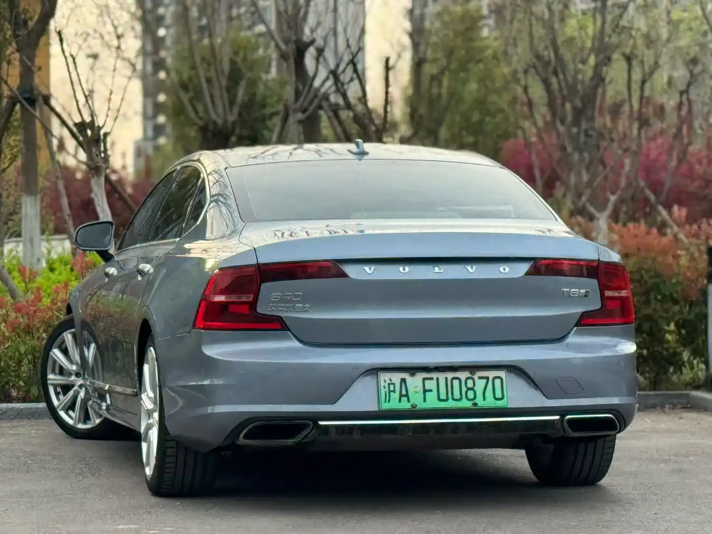 VOLVO S90 PLUG IN HYBRID